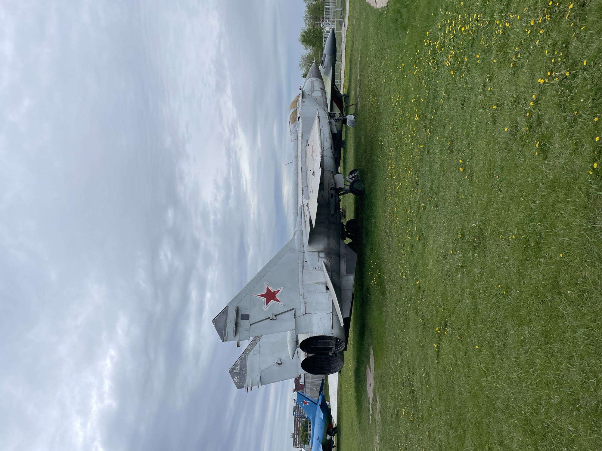 MiG-29 fighter jet displayed at Tolyatti memorial site
