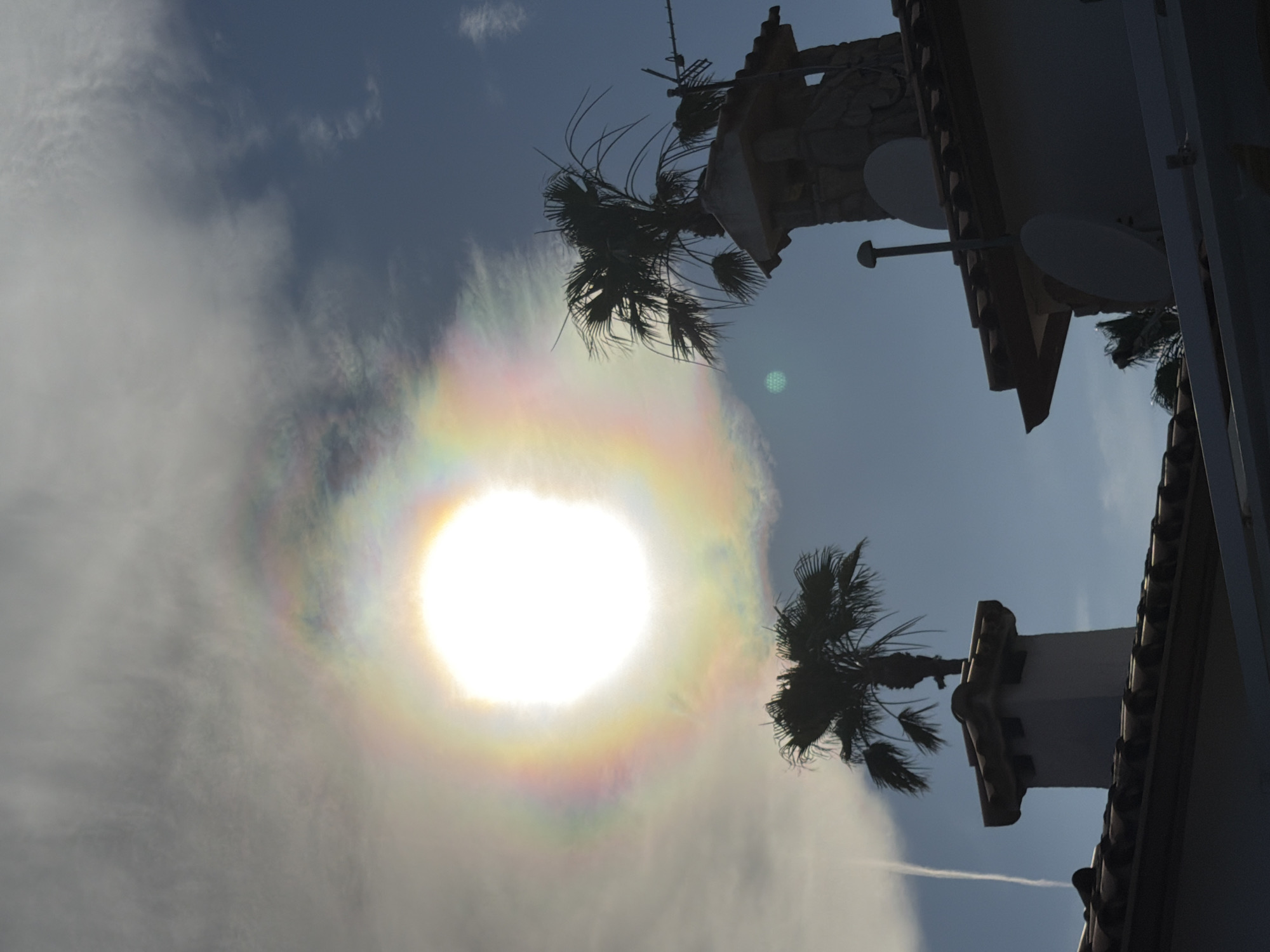 Unusual solar phenomena observed over Mont-roig del Camp, Spain