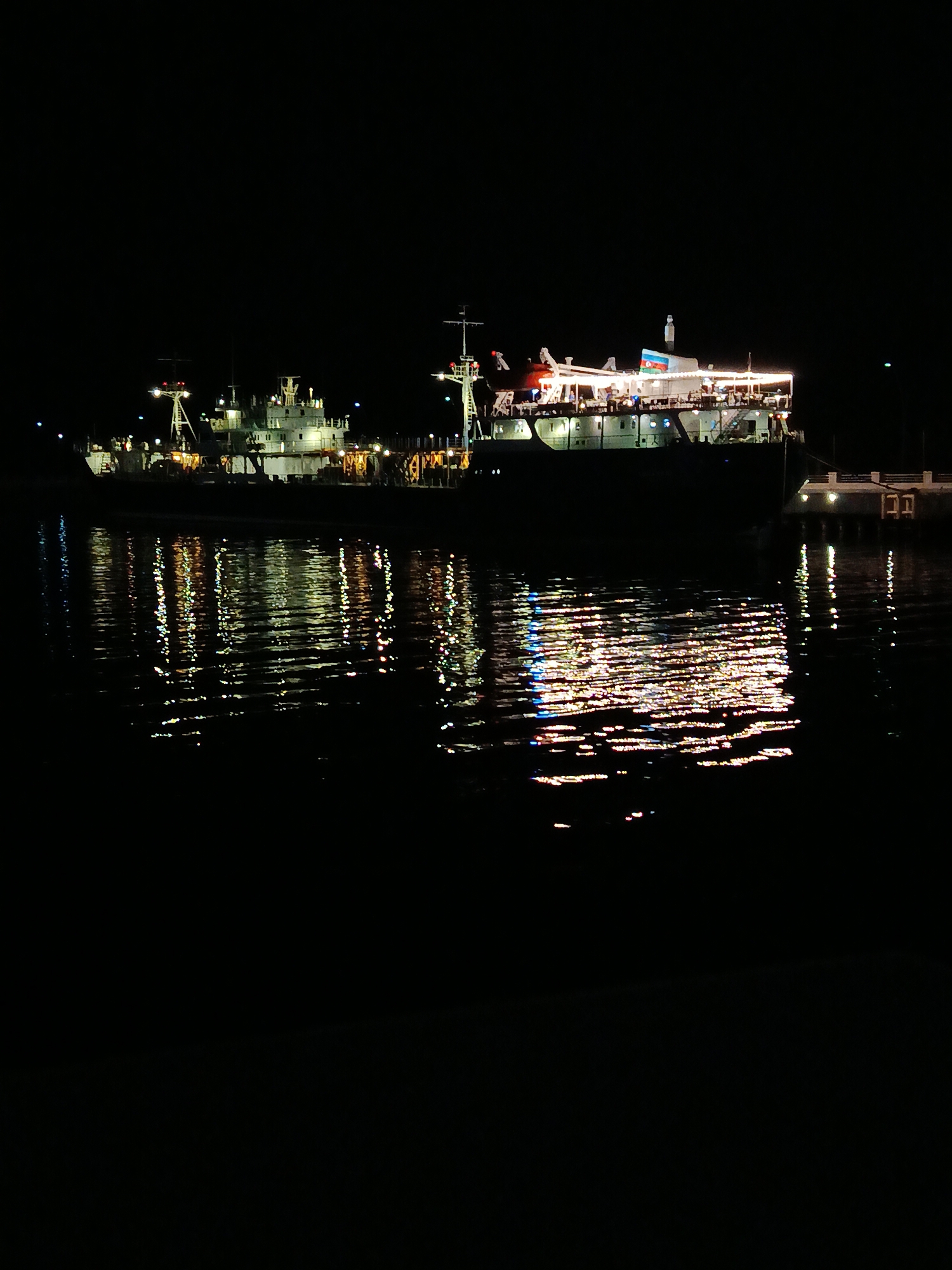Evening on Baku Boulevard: waterfront, landmarks, and nightlife.