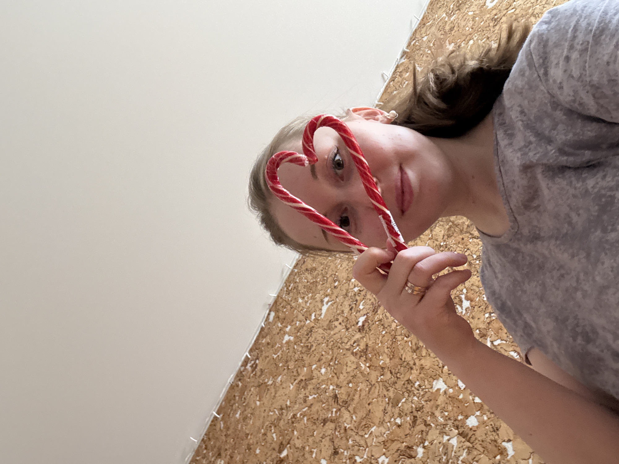 Young woman's casual photo session captured in 13 memories