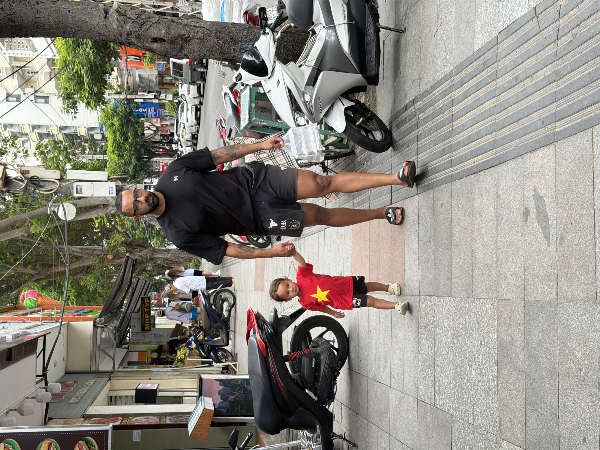 Morning observations document daily life in Nha Trang Ward