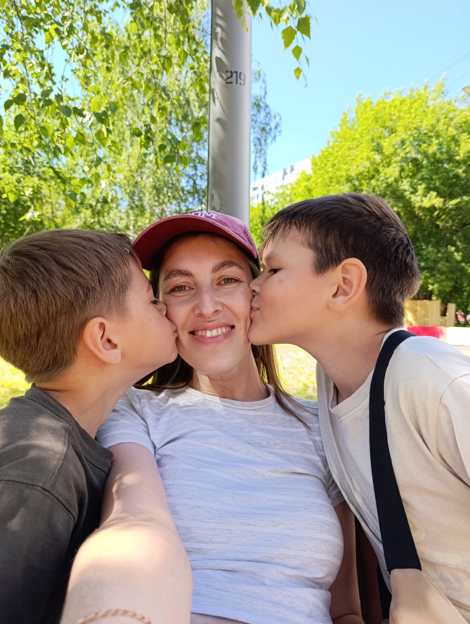 Family enjoys playground visit in Moscow green space