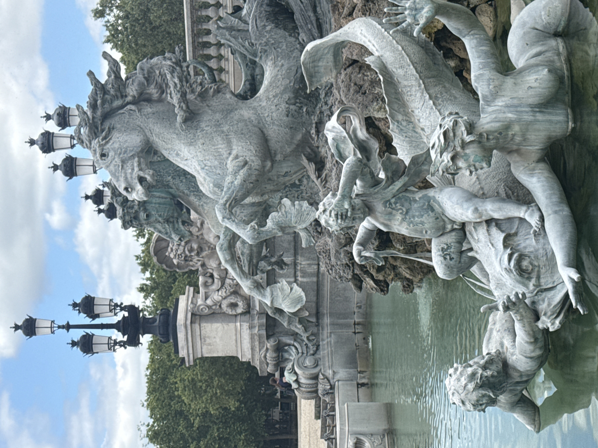 Witness documents Monument aux Girondins fountain sculptures in Bordeaux