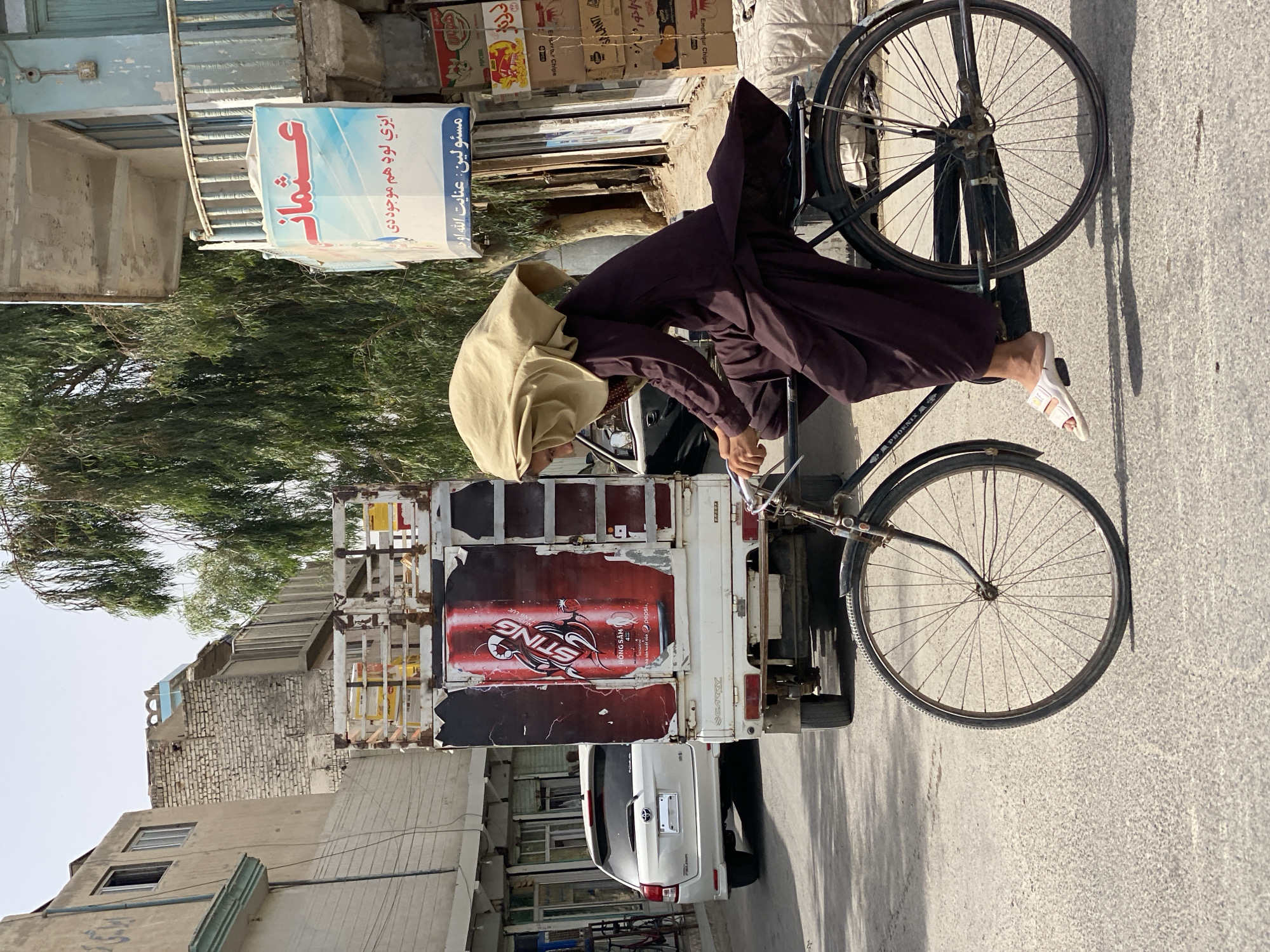 Street life and vendors on a Kandahar road