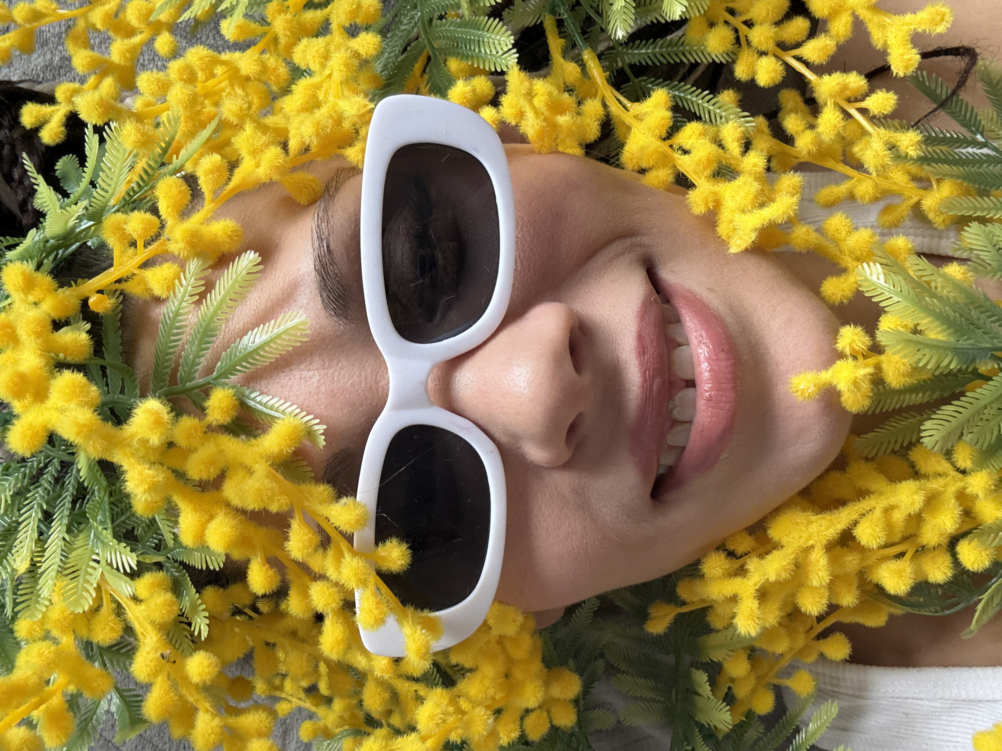 Fashion photography session with eyewear theme documented in Bor