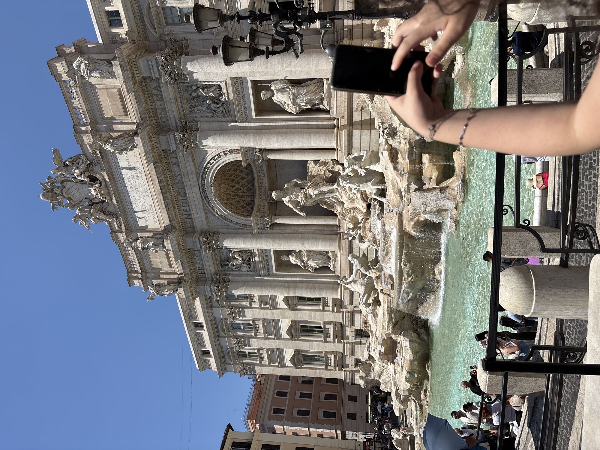 Trevi Fountain draws crowds on a busy Rome morning