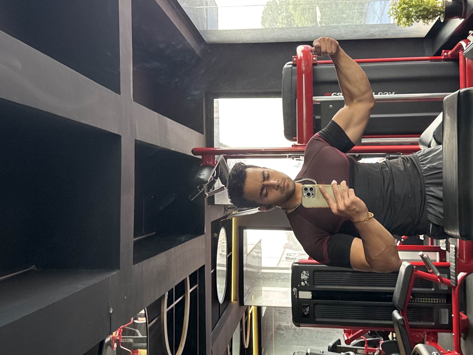 Gym session selfies and workout moments in Kolkata