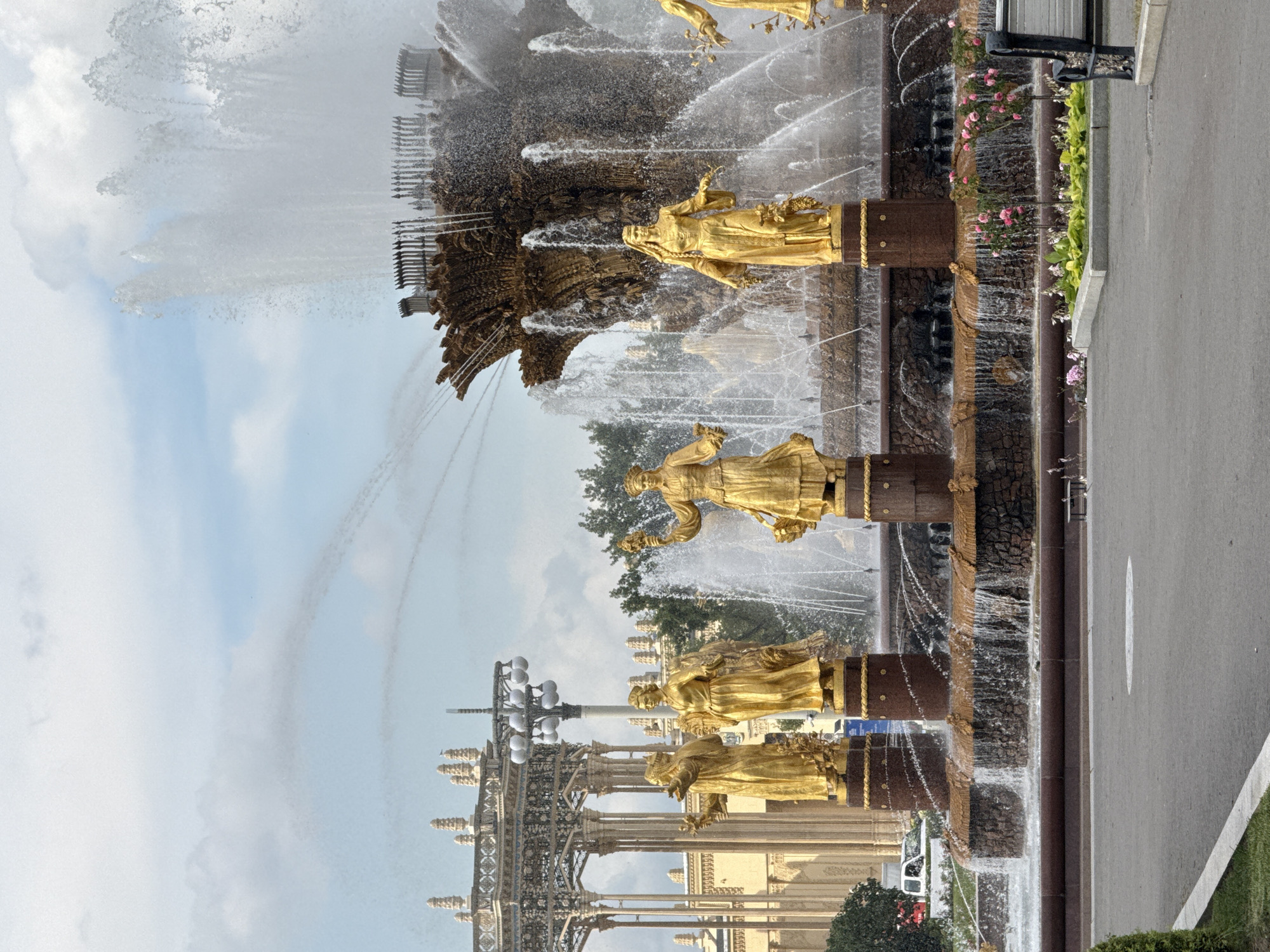 Exploring VDNKh's fountains and Soviet-era architecture in Moscow