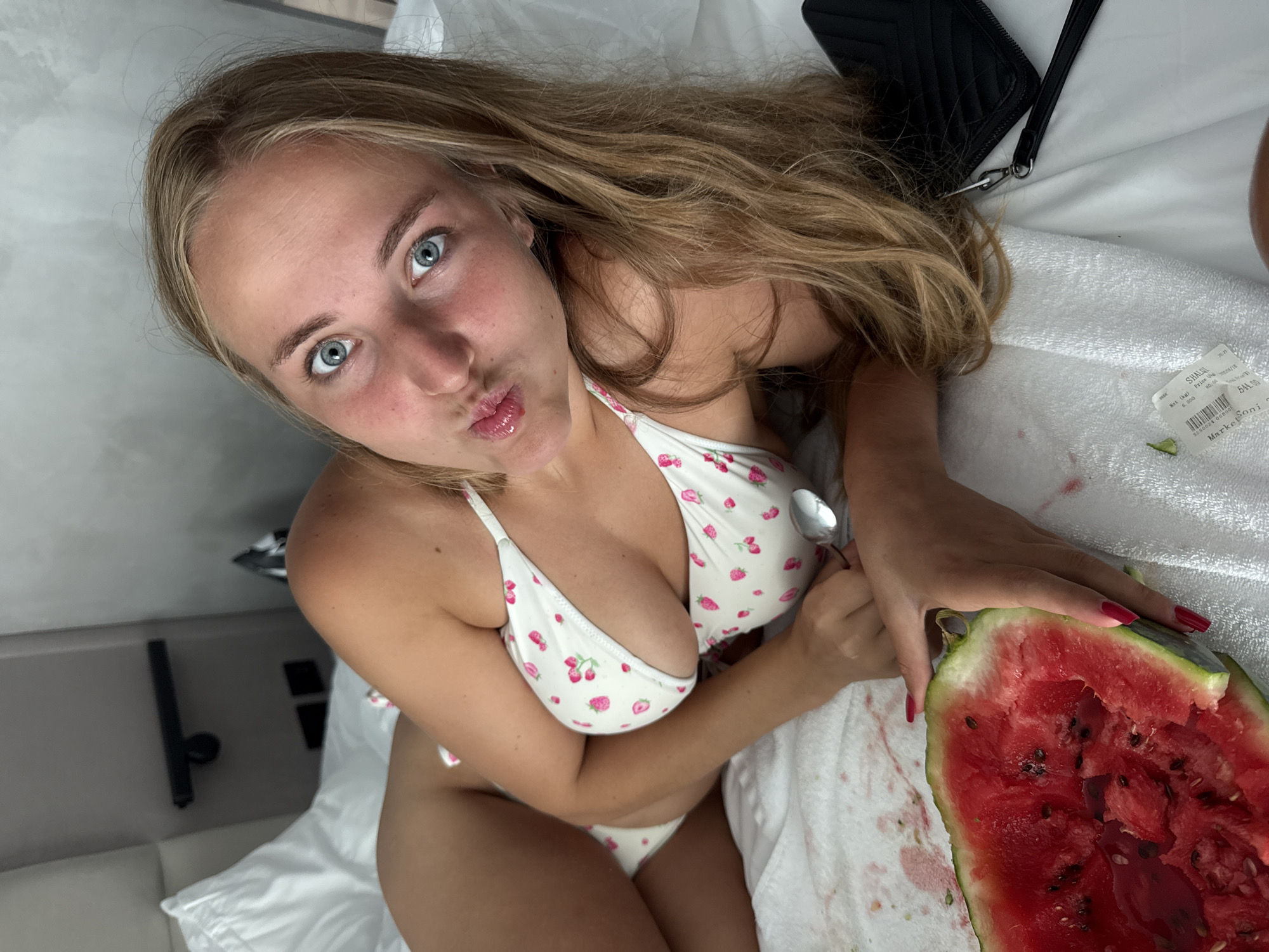 Swimwear try-ons and hotel room snapshots in Orikum, Albania.