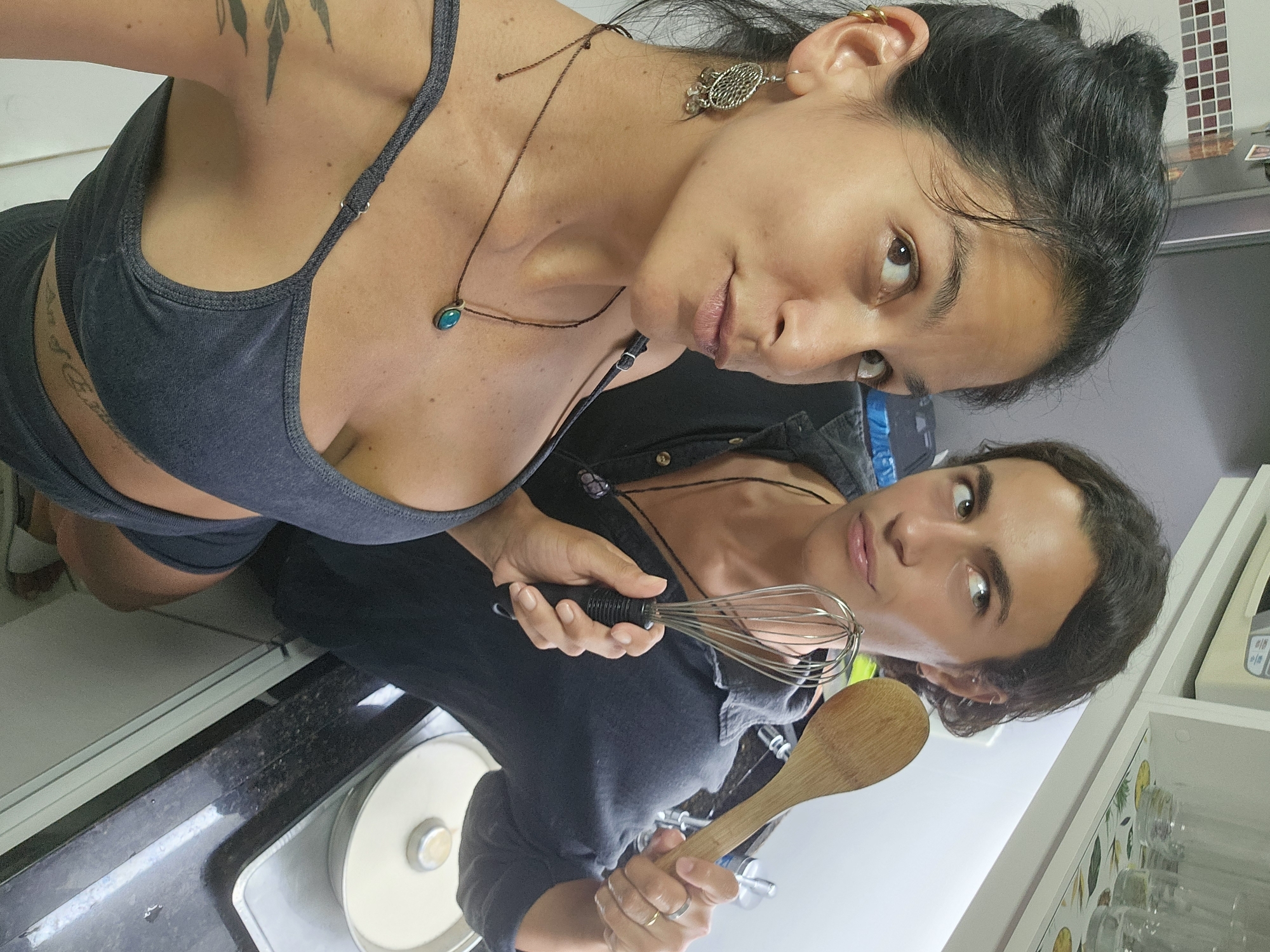 Late-night cooking session captured by witnesses