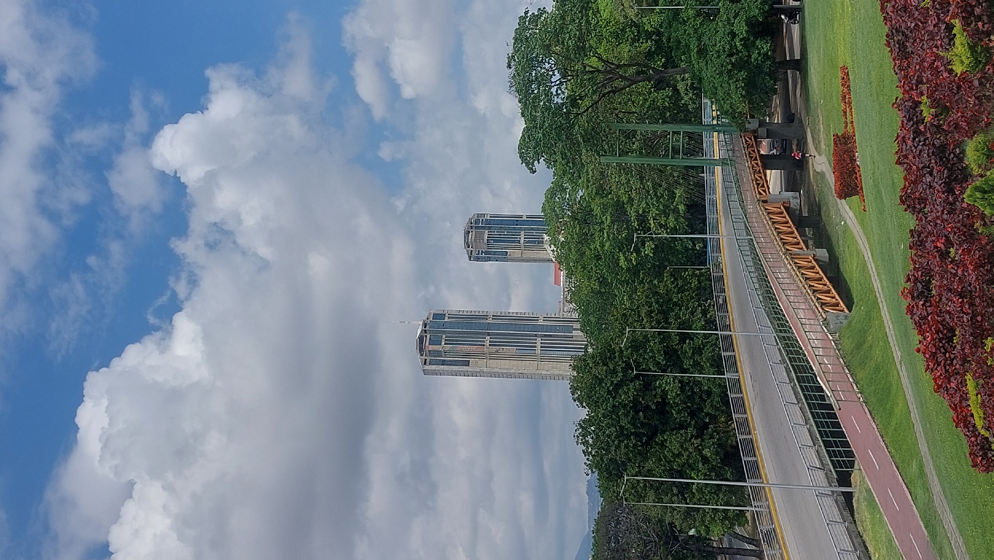 Witness documents Caracas landmarks and streets during afternoon walk