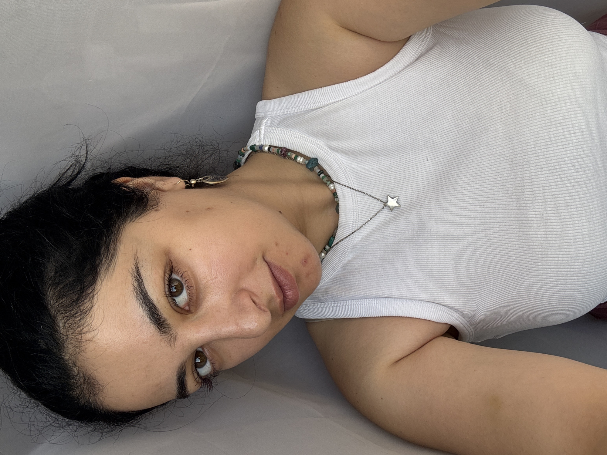 A quiet morning in Yerevan — selfie, design browsing, neighborhood view