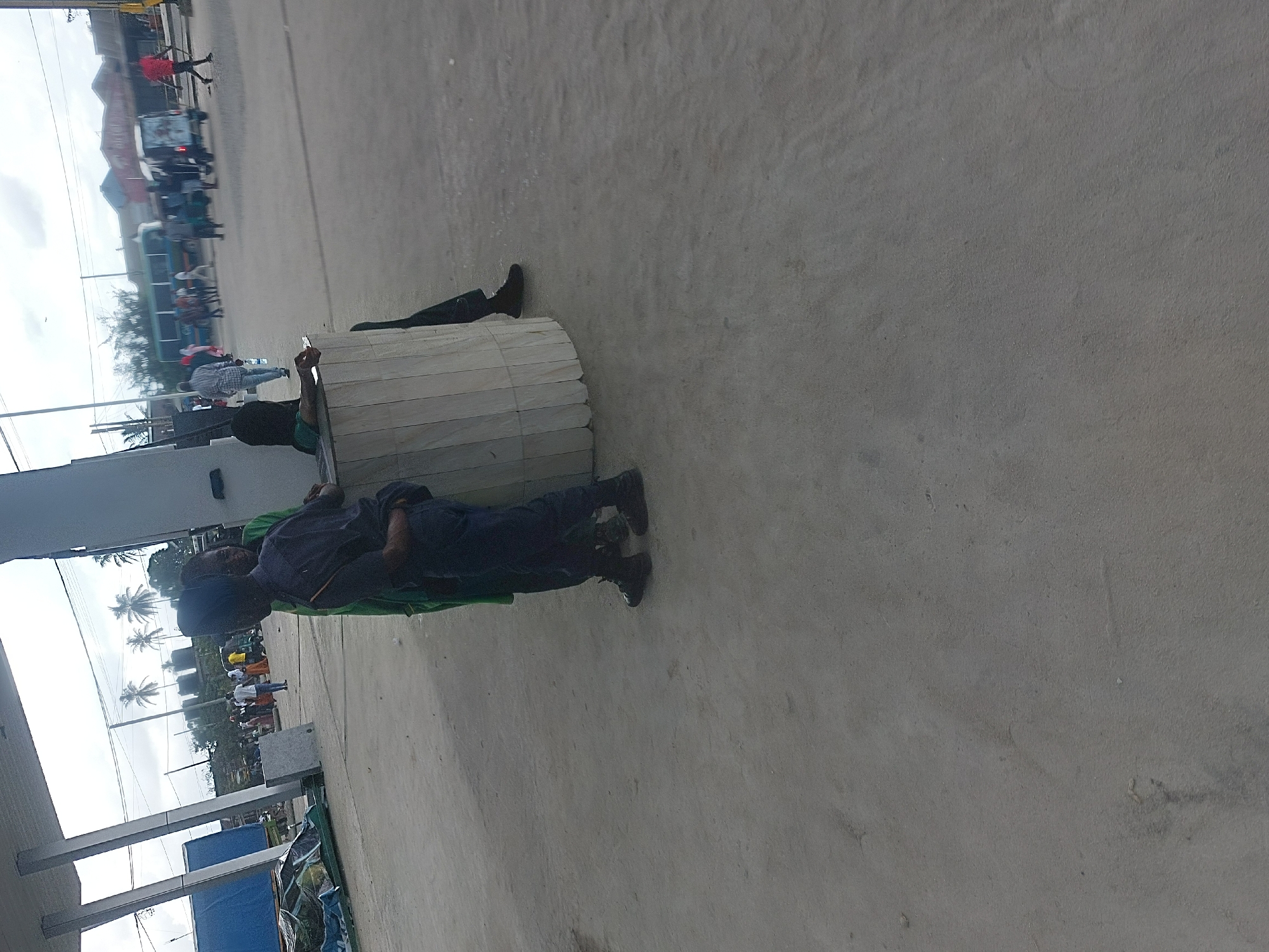 Daily life unfolds in Dar es-Salaam markets and streets