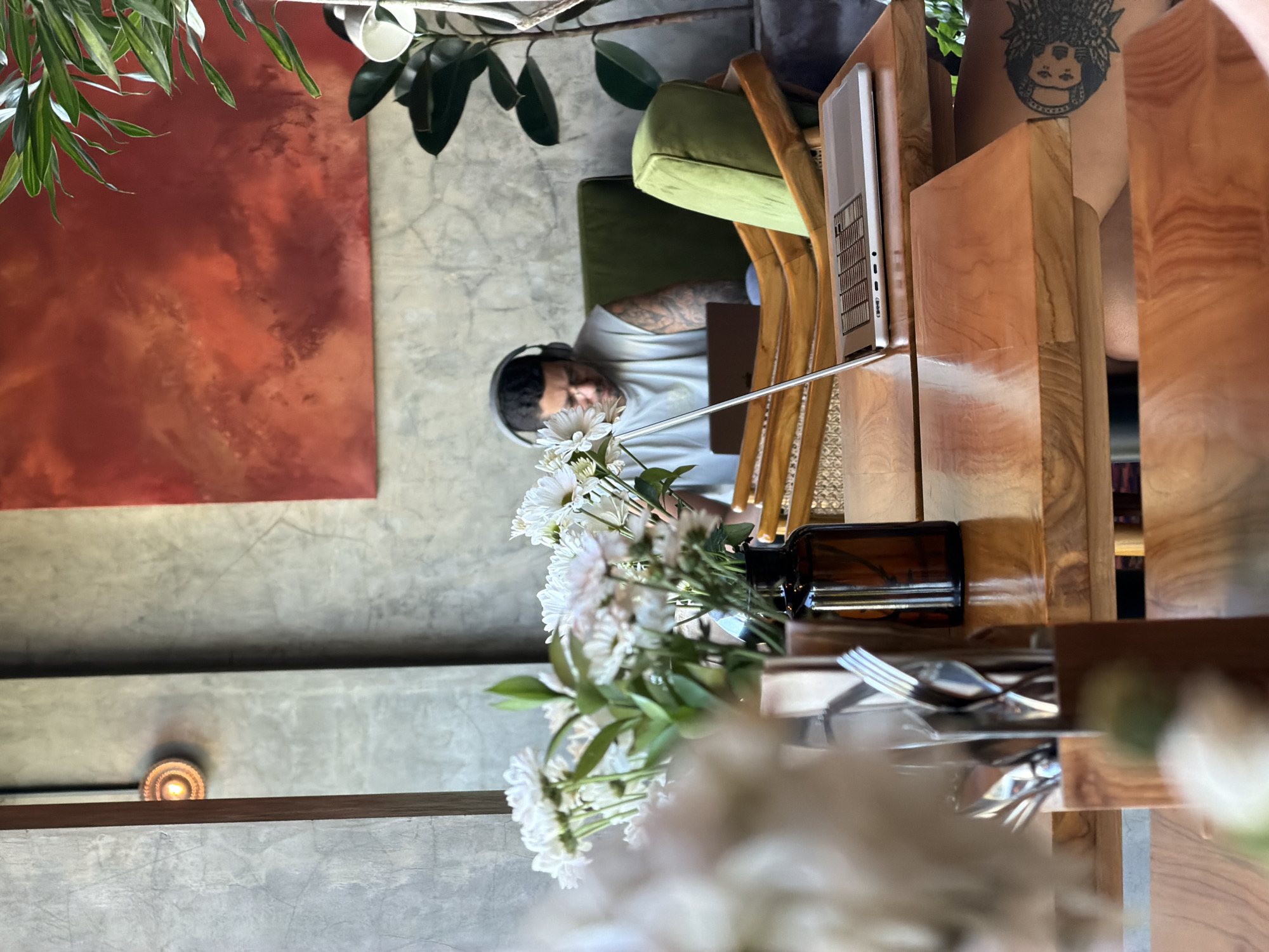 Industrial cafe in Mengwi doubles as a remote work spot