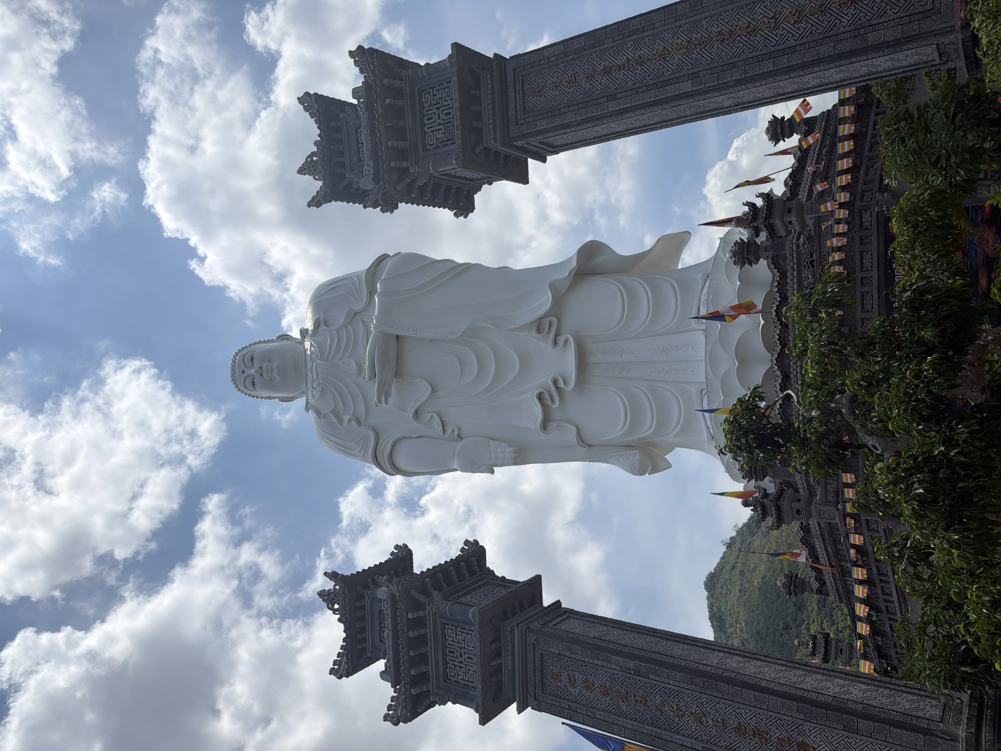 White Buddha statue photographed in Tay Nha Trang Ward
