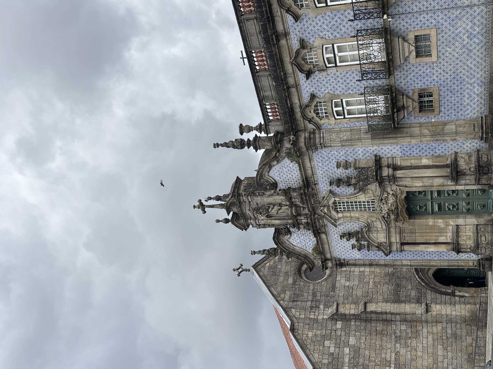 Walking tour documents historic Guimarães architecture and street life