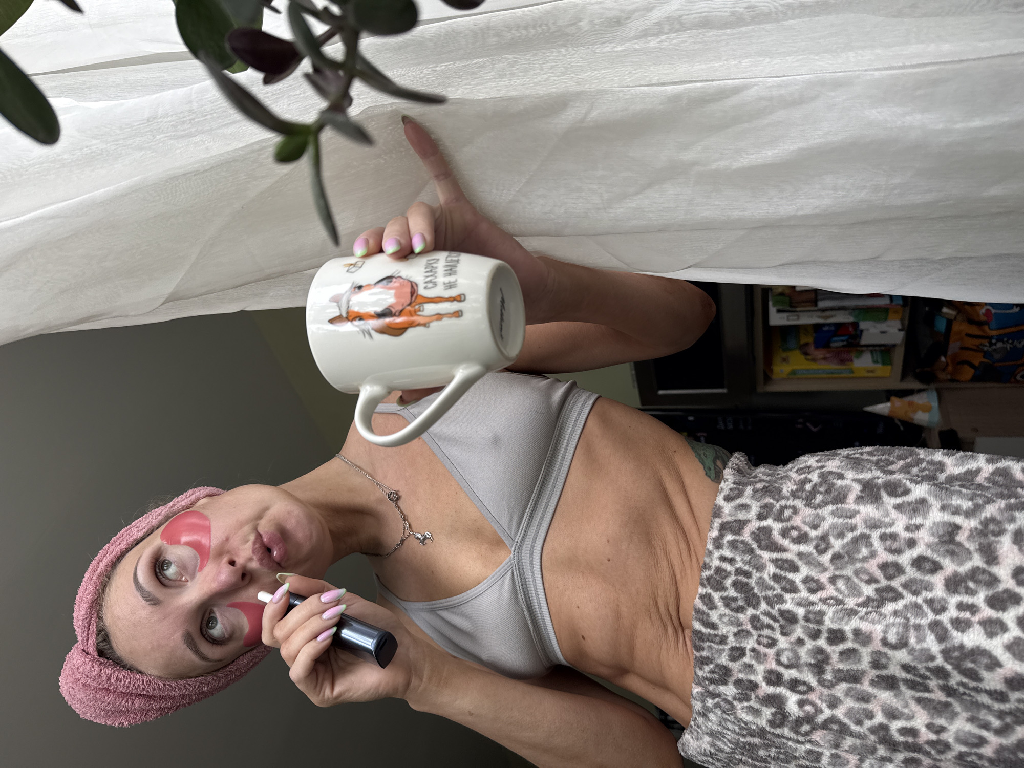 Morning domestic life documented in Chaikovsky household
