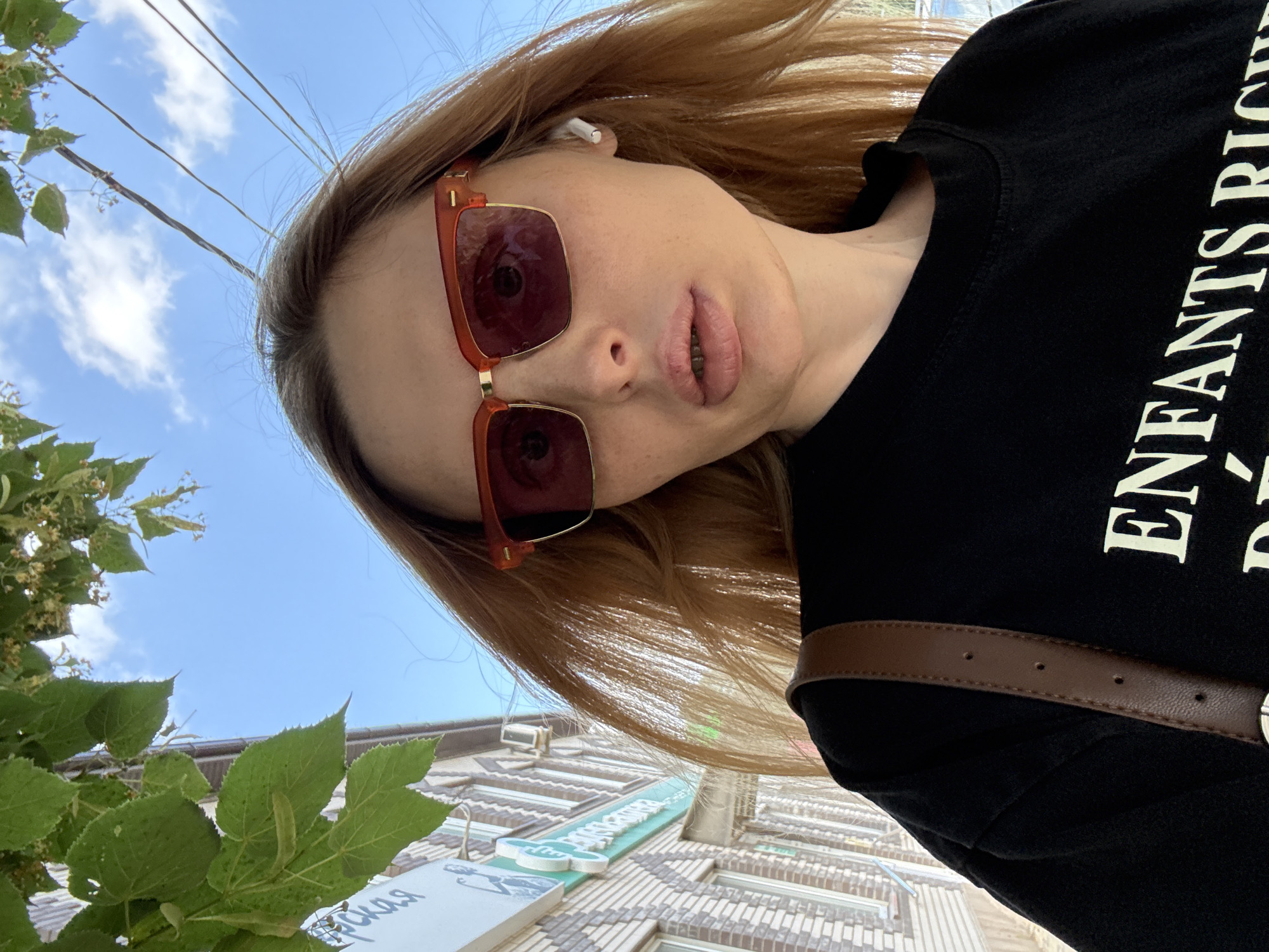 A day of selfies in signature shades and a designer tee
