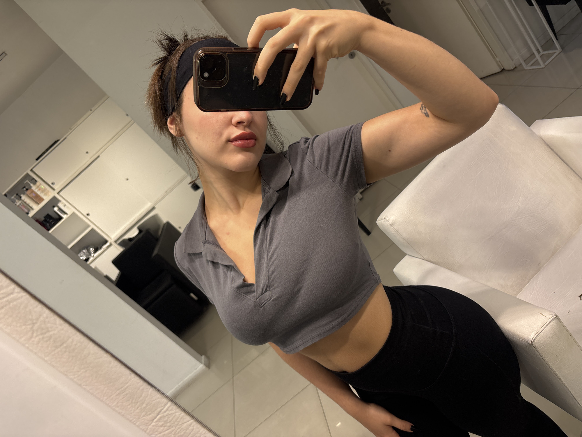 Woman takes selfie indoors in Buenos Aires