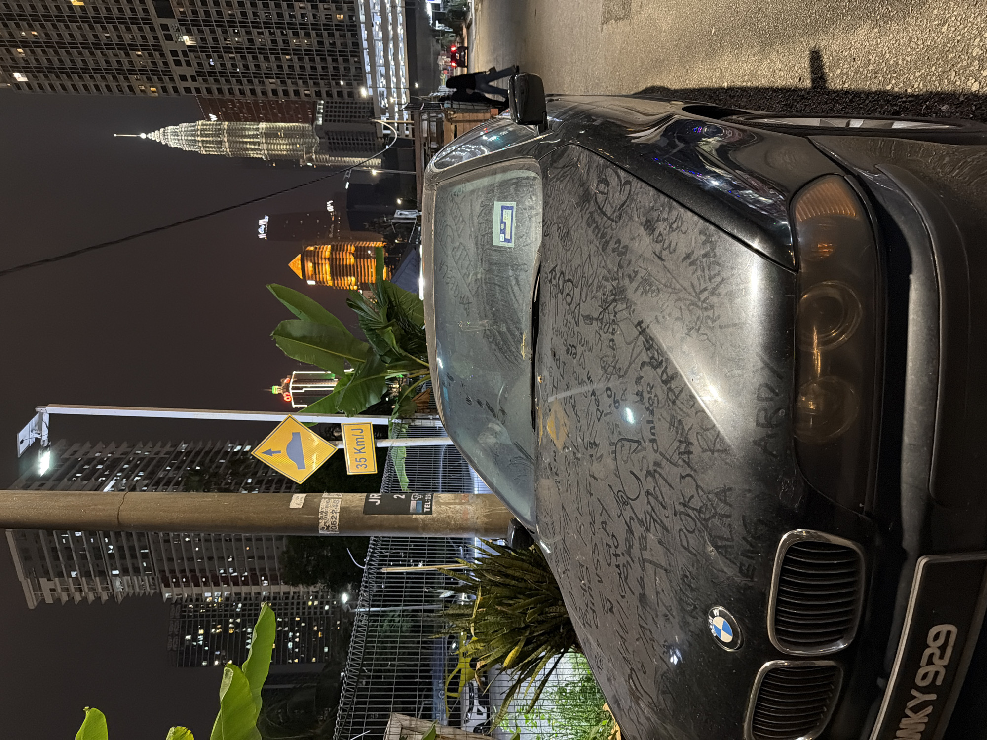 Street scenes and live music captured in Kuala Lumpur