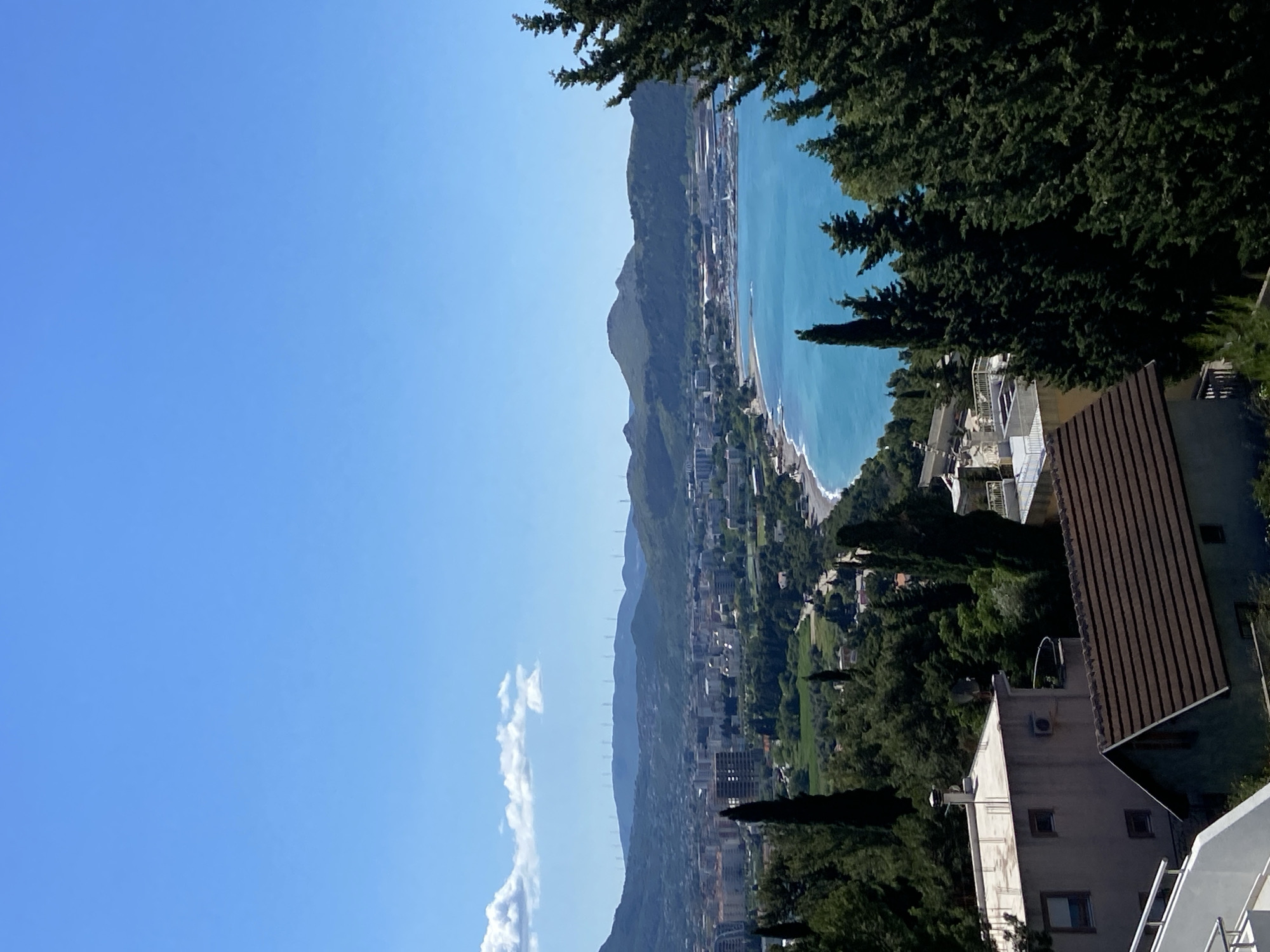 Tourist captures scenic Mediterranean views in Šušanj, Montenegro