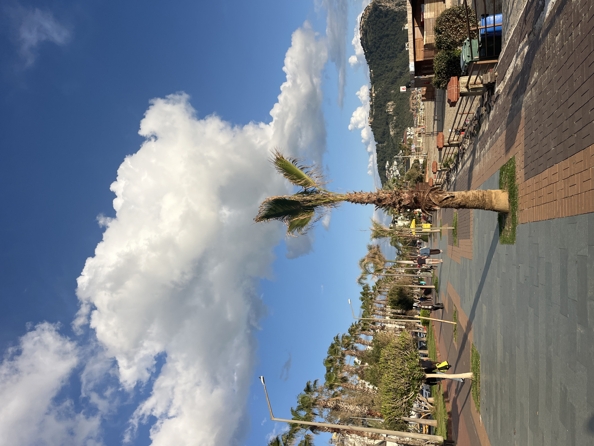 Sunny afternoon documented along Alanya's beachfront promenade in Turkey
