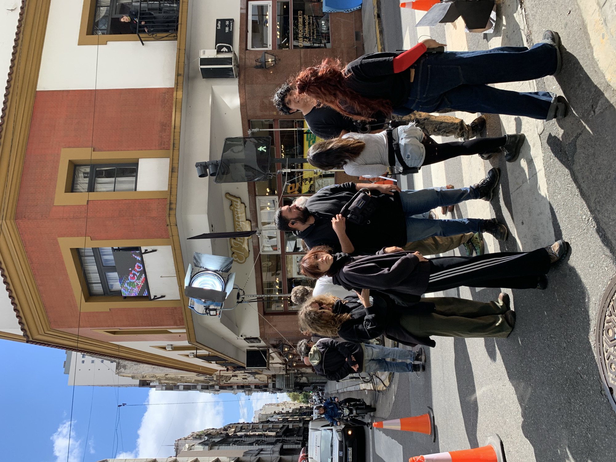 Film production spotted near Buenos Aires Obelisco draws crowds