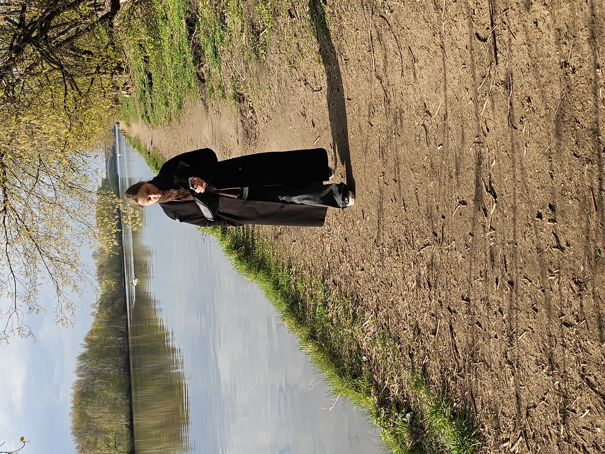Spring day captured in two photographs in Khimki