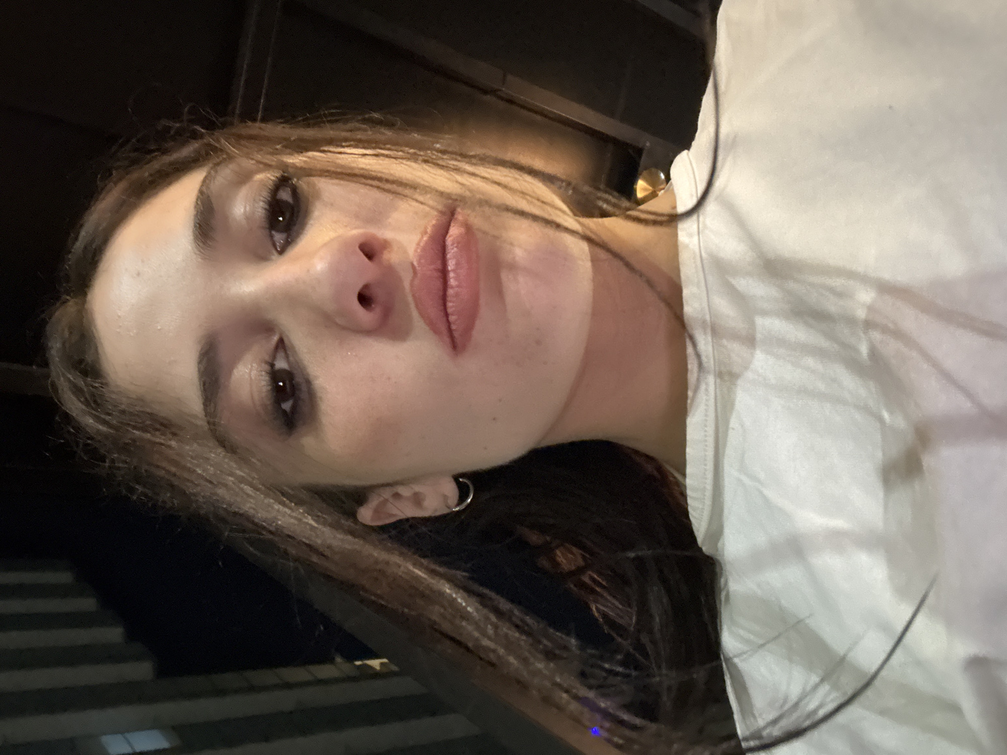 Casual moments captured in Buenos Aires within minutes