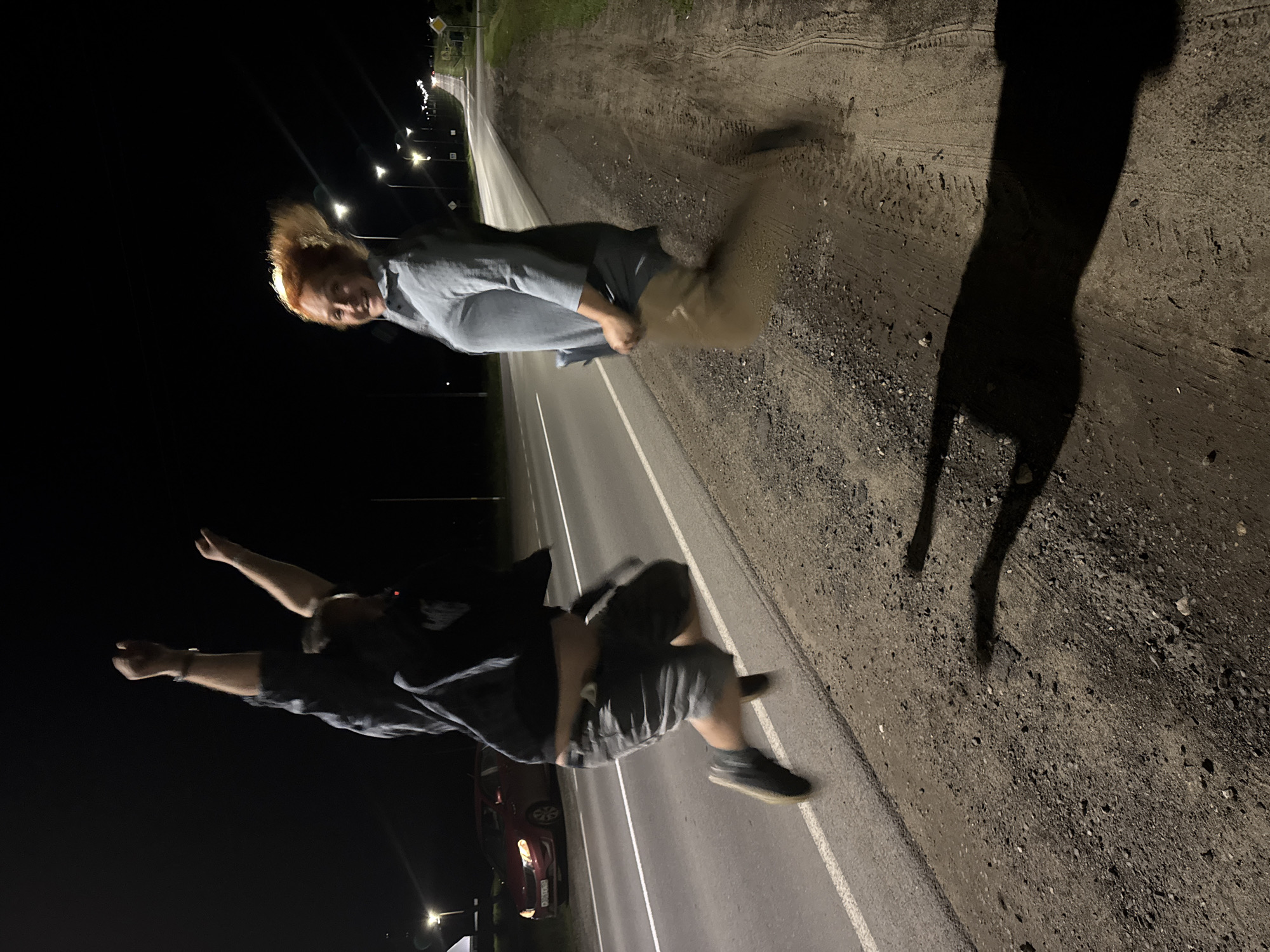 Late-night roadside stop in Анатыш, Russia — food, selfies, jumps.