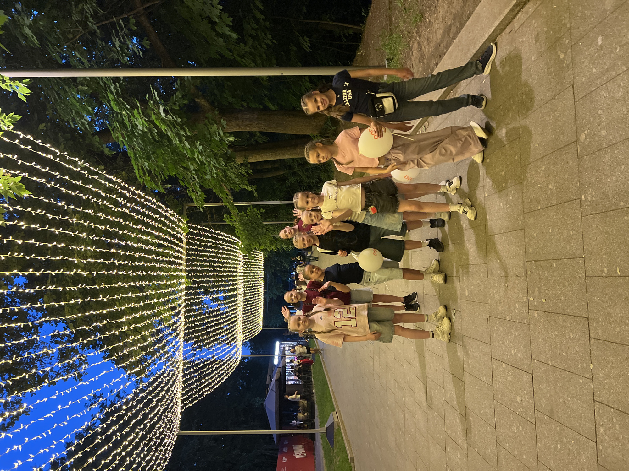 Children gather at Moscow viewpoints during evening city tour