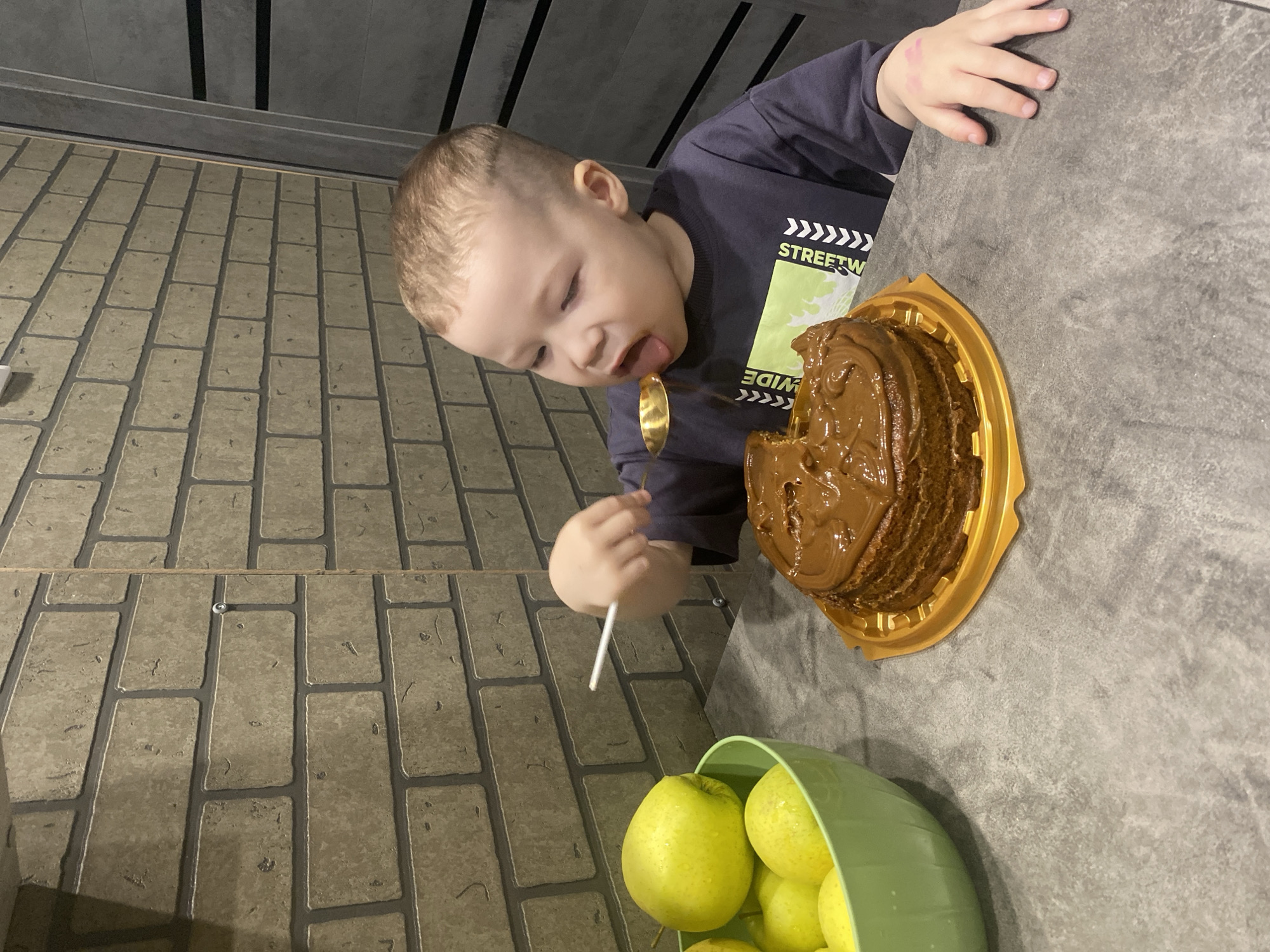 Family cake celebration captured in Sochi, Russia