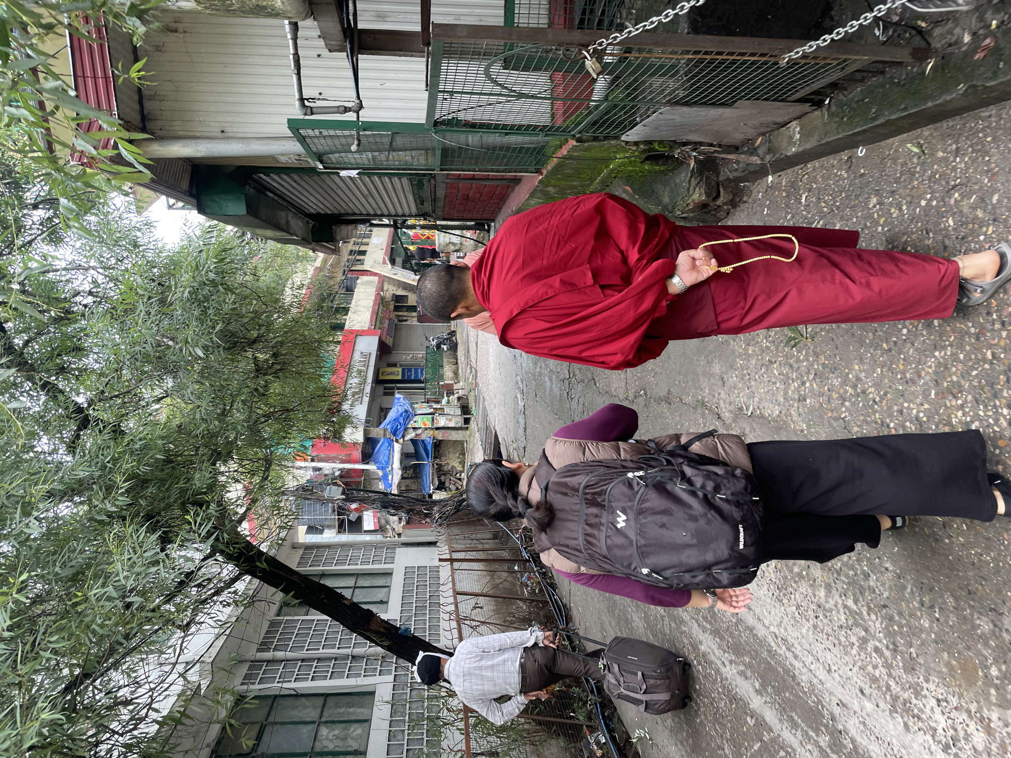 Rainy morning browse through McLeod Ganj's Tibetan market streets
