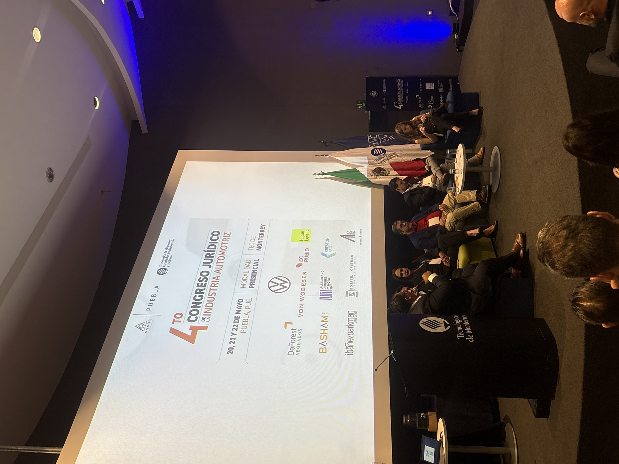 Business conferences and meetings documented across Puebla, Mexico