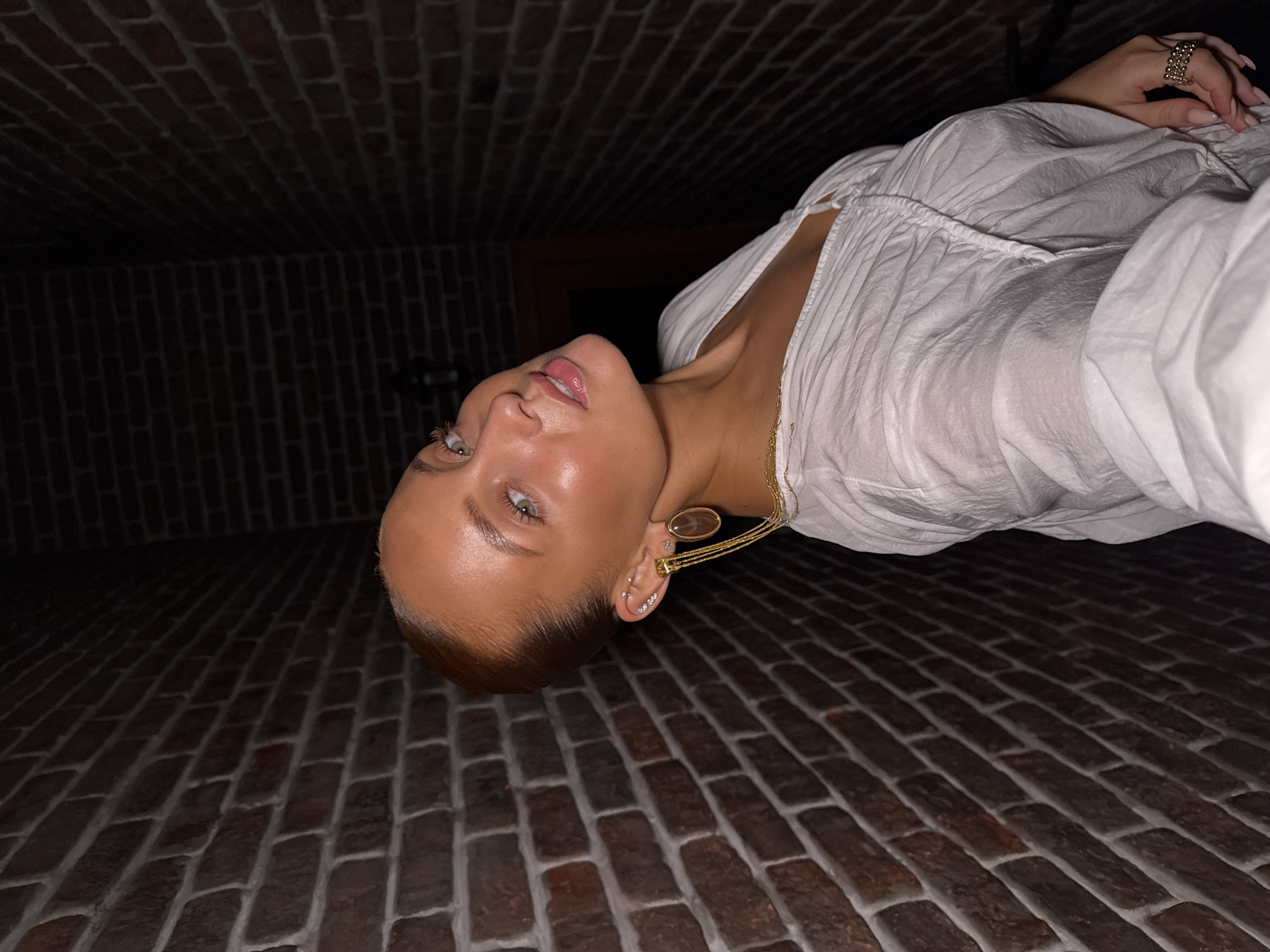 Late night selfie session in Chaikovsky alleyway