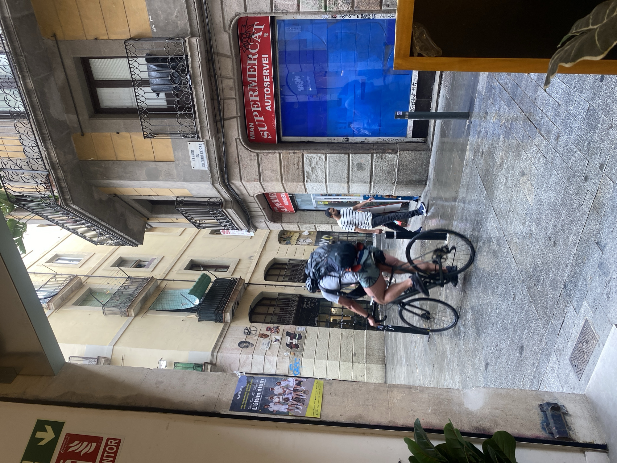 Barcelona street and cafe scenes documented by witness
