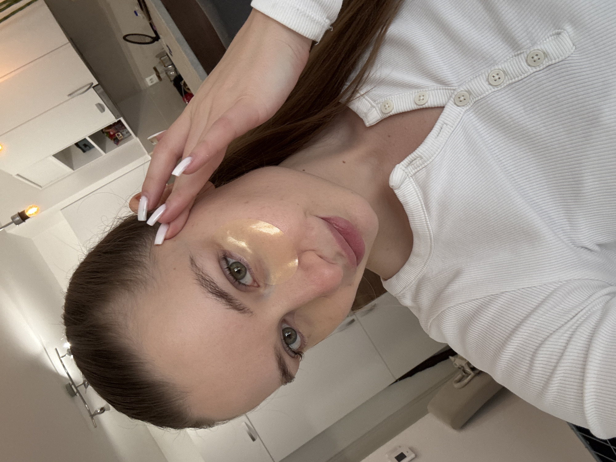 Woman documents manicure session and selfies in Budva Montenegro