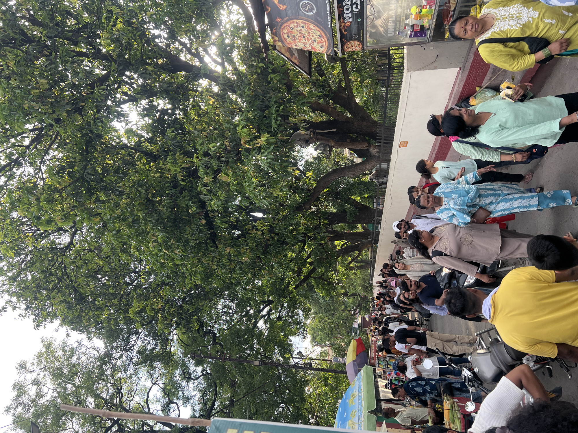 Daily life documented in Rishikesh streets and temples