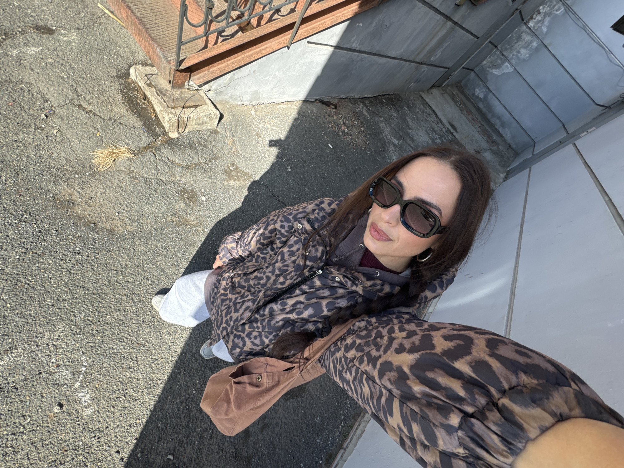 Woman in leopard jacket spotted in Krasnoyarsk street