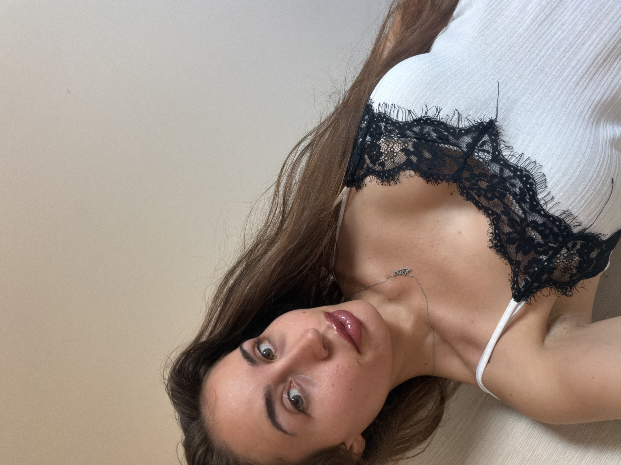 Woman documents morning routine through selfies in Tersefanou, Cyprus
