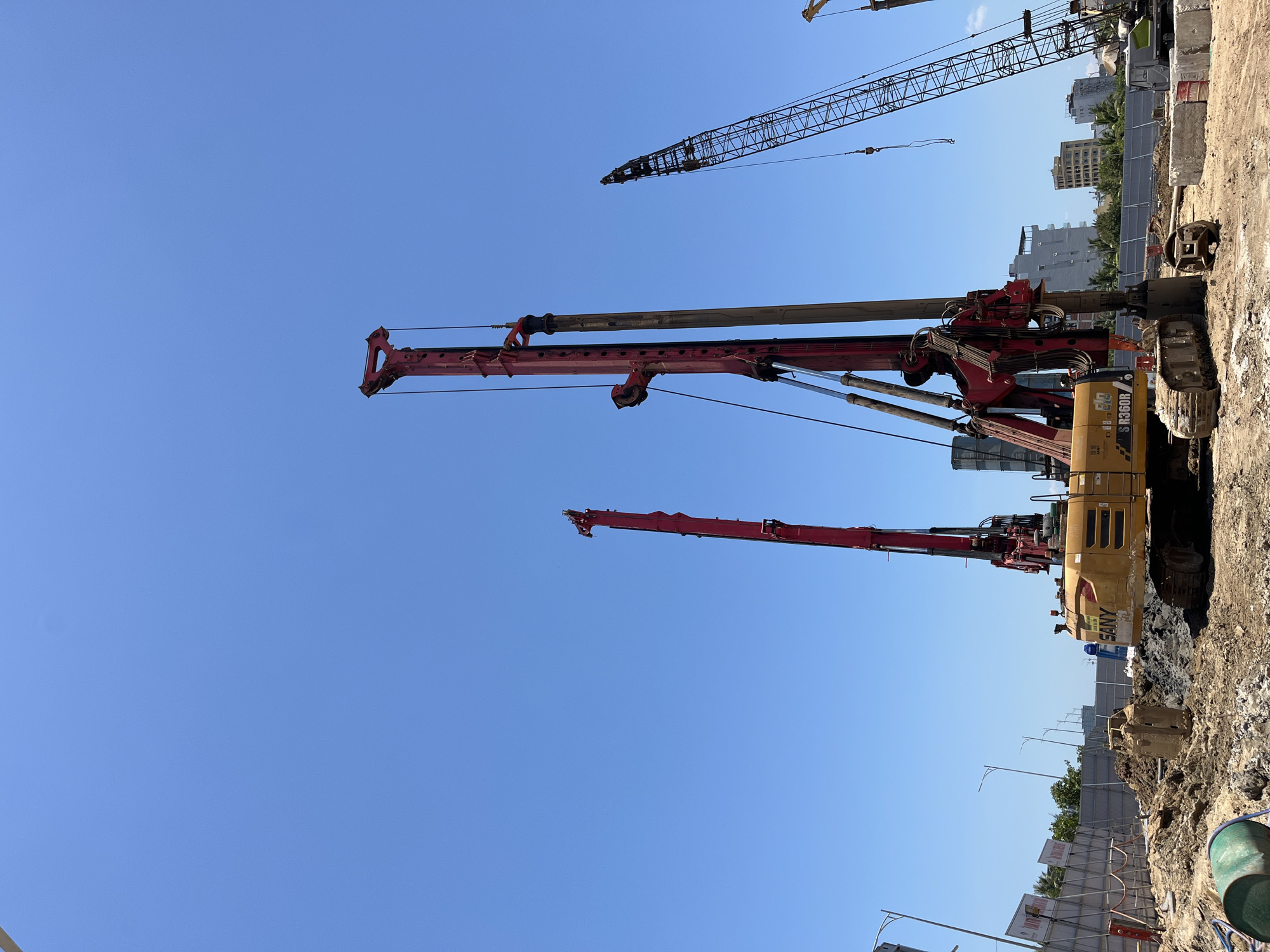 Construction activity documented across multiple sites in Đà Nẵng