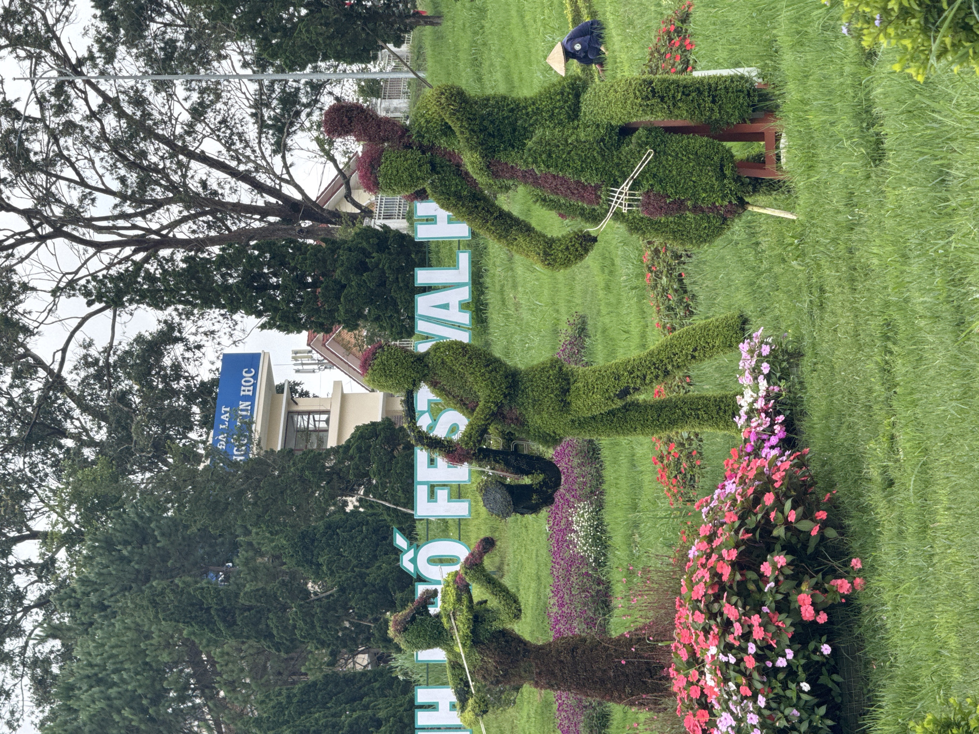 Morning garden visits and lakeside fishing documented in Da Lat
