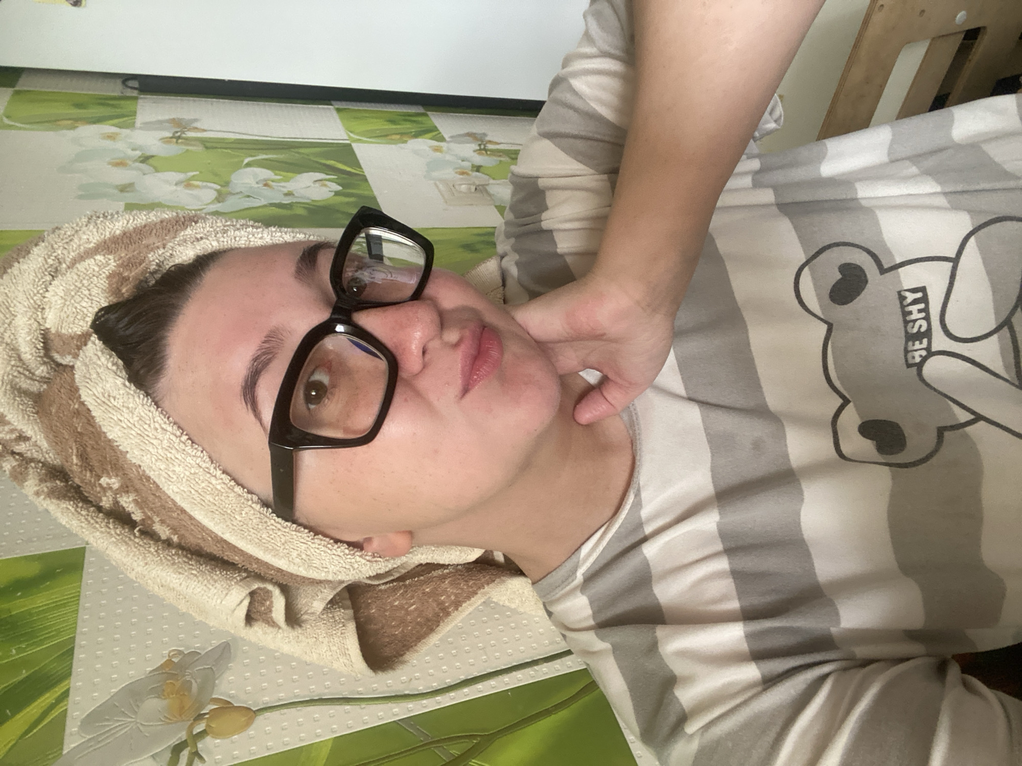 Morning routine documented in Chaikovsky, Russia apartment