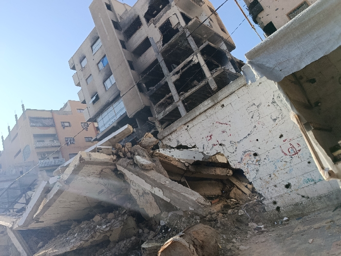 Gaza City witnesses document widespread destruction, emergency shelters