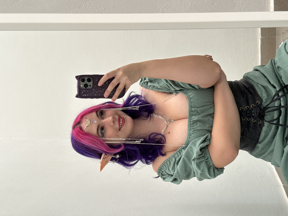 Fantasy-costumed woman takes elaborate selfies in Zagreb