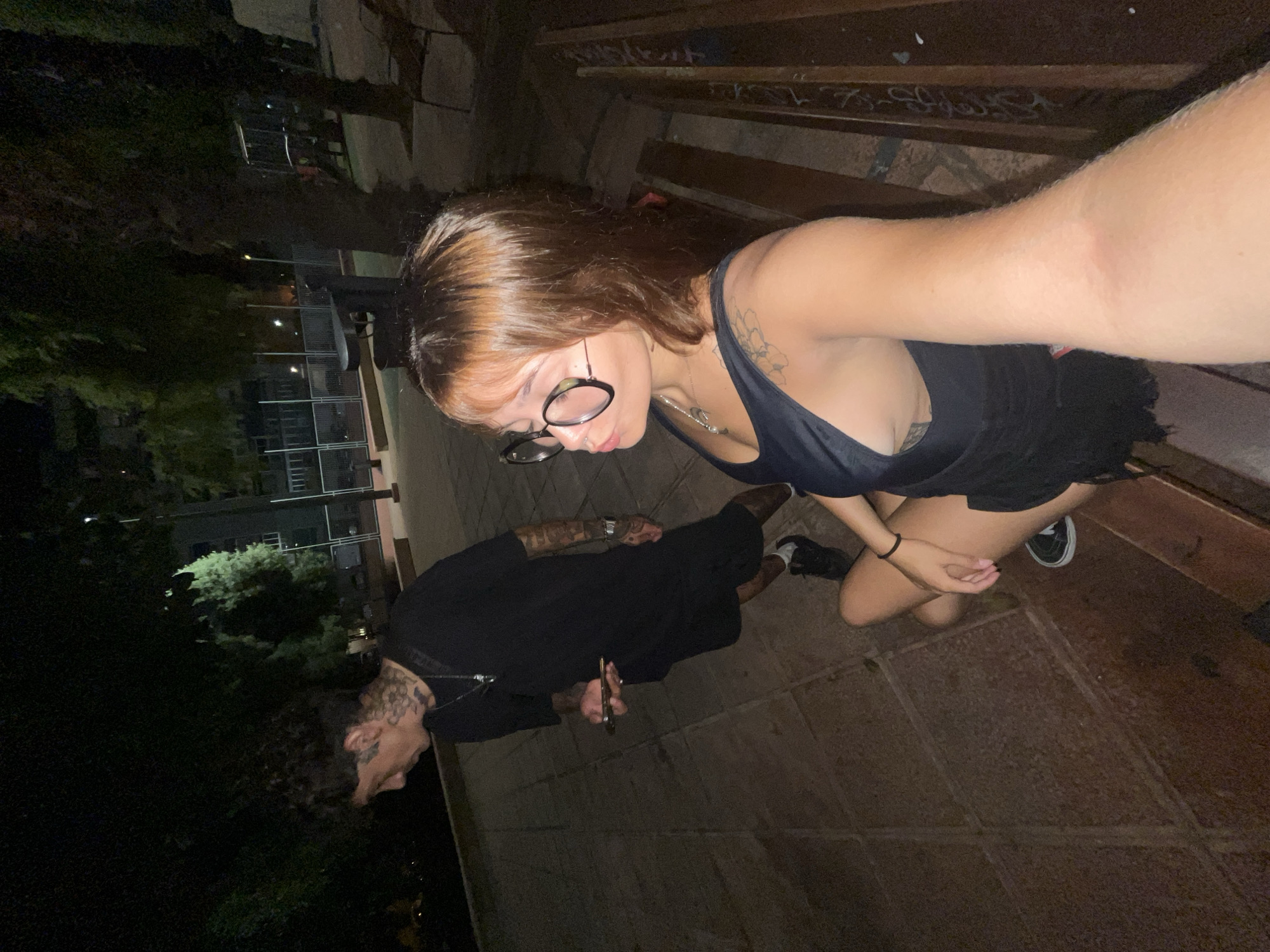 Summer night in Alicante: selfies, streets, and pizza