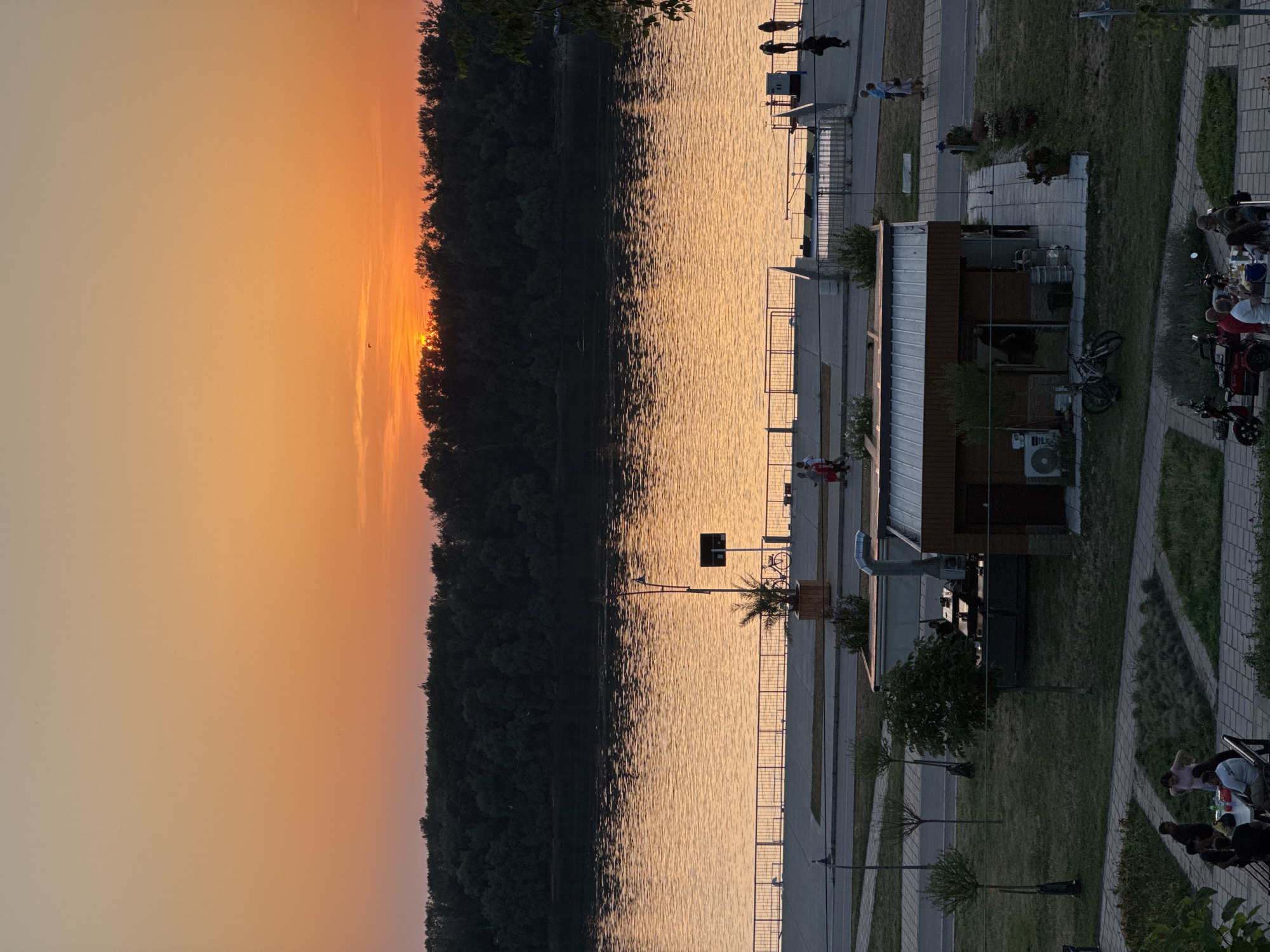 Ruse waterfront buzzes during a Danube sunset event