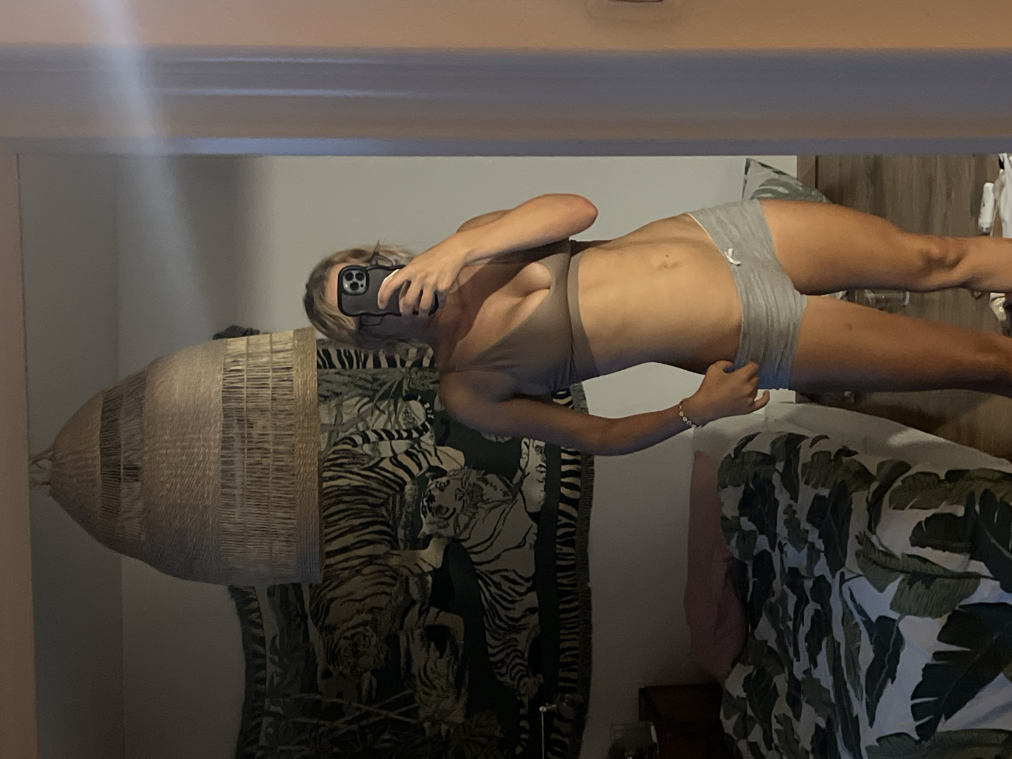 Casual bedroom self-portrait session in Mühldorf a. Inn