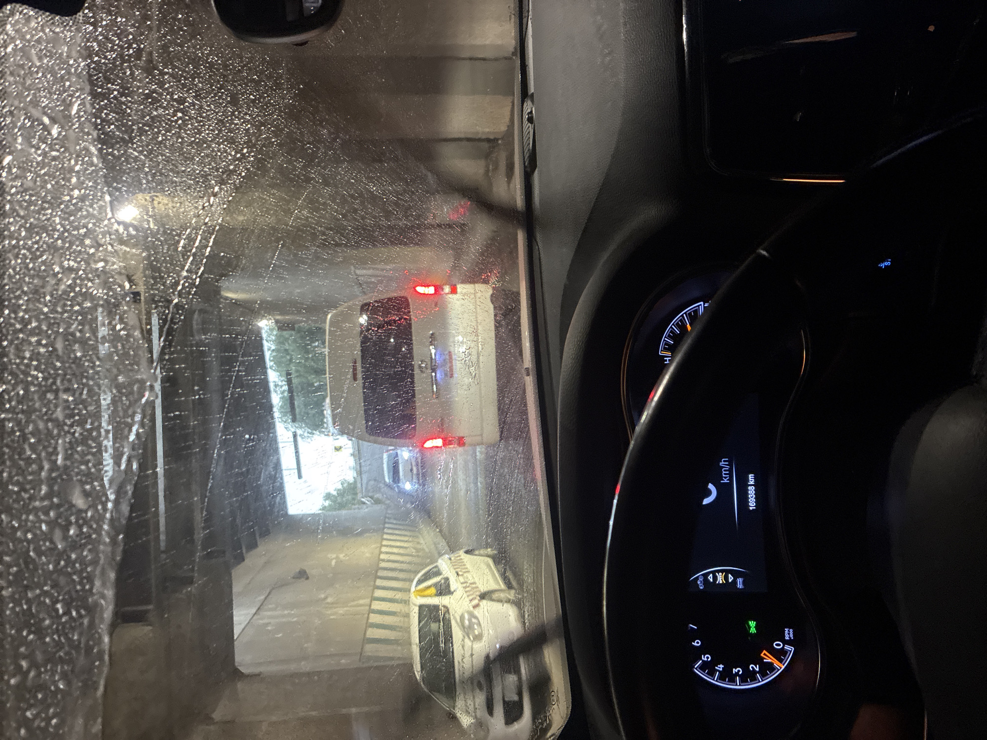 Car wash visit documented in Cuautitlán Izcalli, Mexico