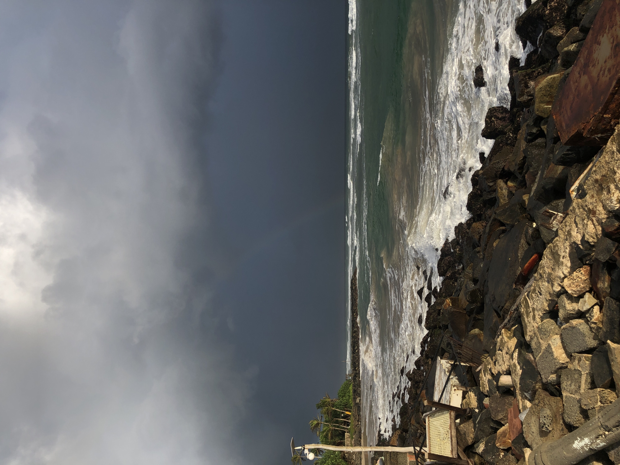 Rough seas and debris observed along Ahangama coastline